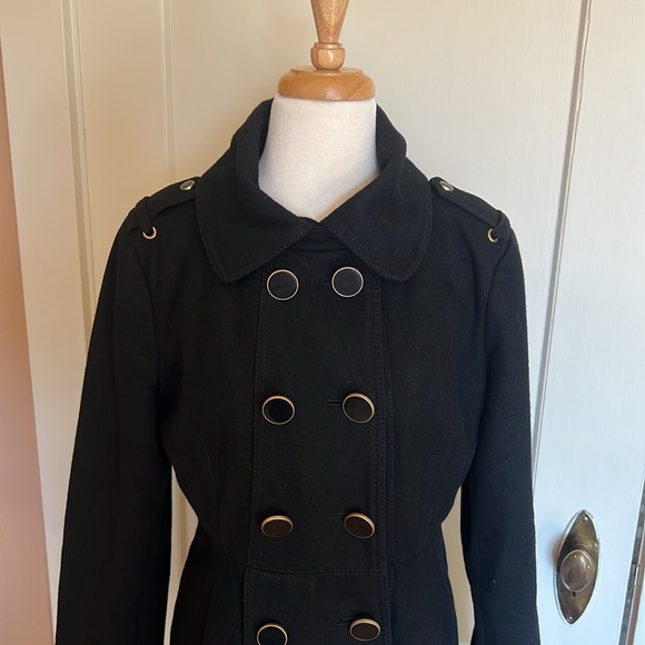 Waisted pea coat with pleated skirt - Picture 3 of 16